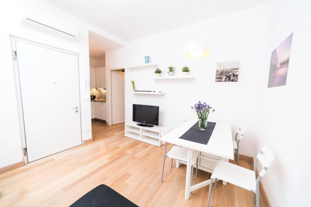 Lady Juliet Apartment Verona
