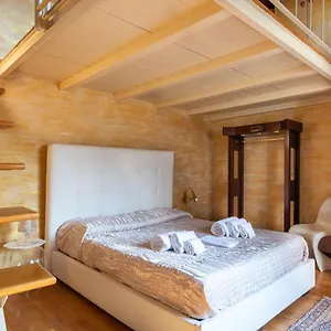  Appartamento La Soffitta Di Giulietta - Design Loft