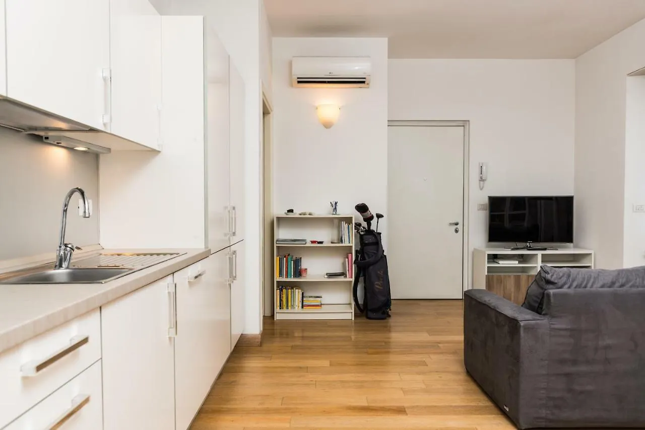 Lady Juliet Apartman Verona